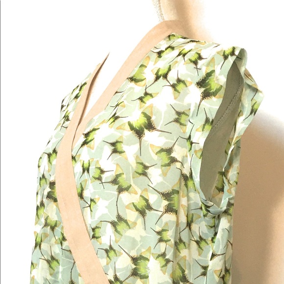 Cabi faux wrap blouse, Sz Large, short sleeve - Picture 3 of 5